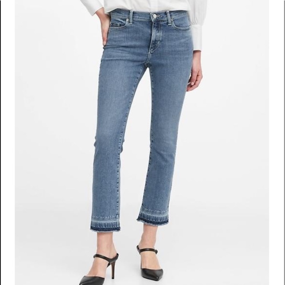 BNWT Banana Republic mid rise crop flare jeans